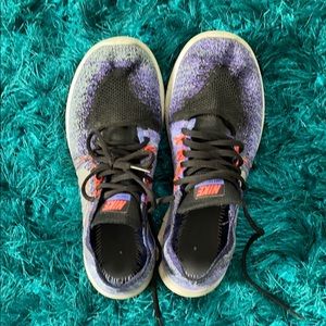 Nike  free run RN Flyknit woman’s 8